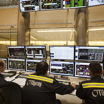 Lack of cross-application visibility and control substantially increases the workload of security staff.